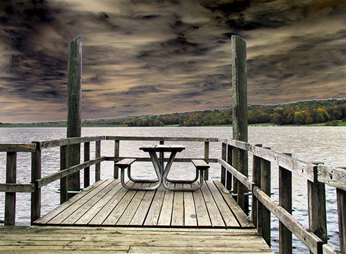 PicnicBench_at_the_Lake